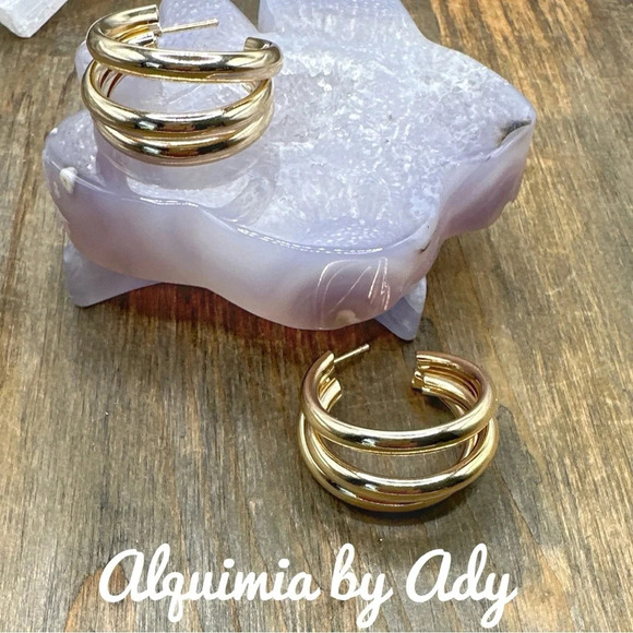 Very chunky Gold steel medium statement hoops Miami style/maximalist - Picture 1 of 7